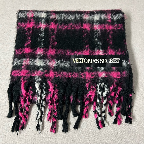 Victoria's Secret Plush Plaid Scarf Black Pink Fringe Fuzzy Acrylic 12”x45” - Picture 1 of 6